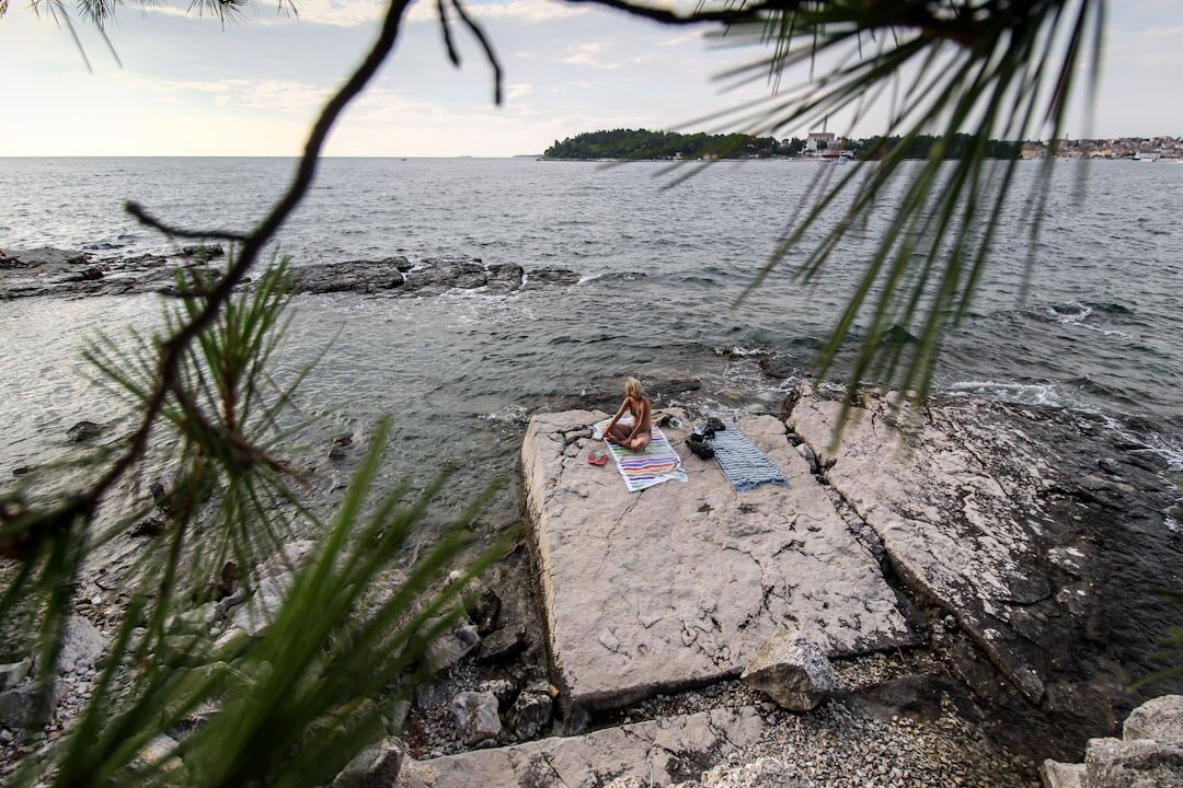elderly croatian man reading book