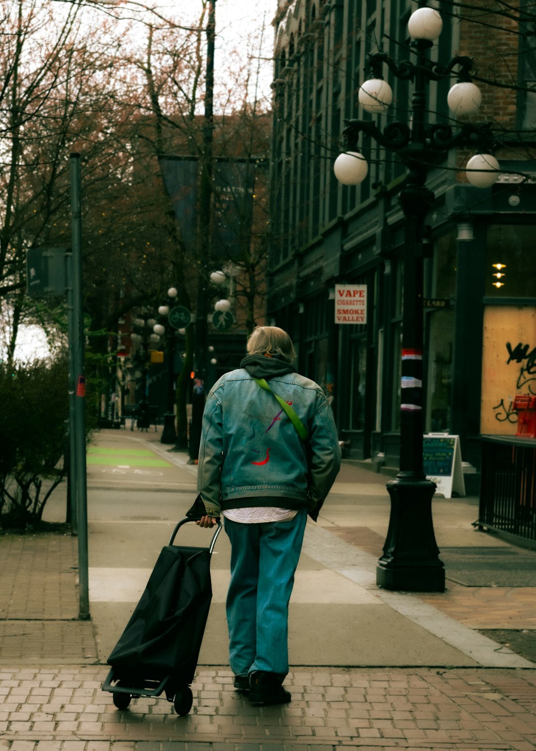 elderly woman traveling